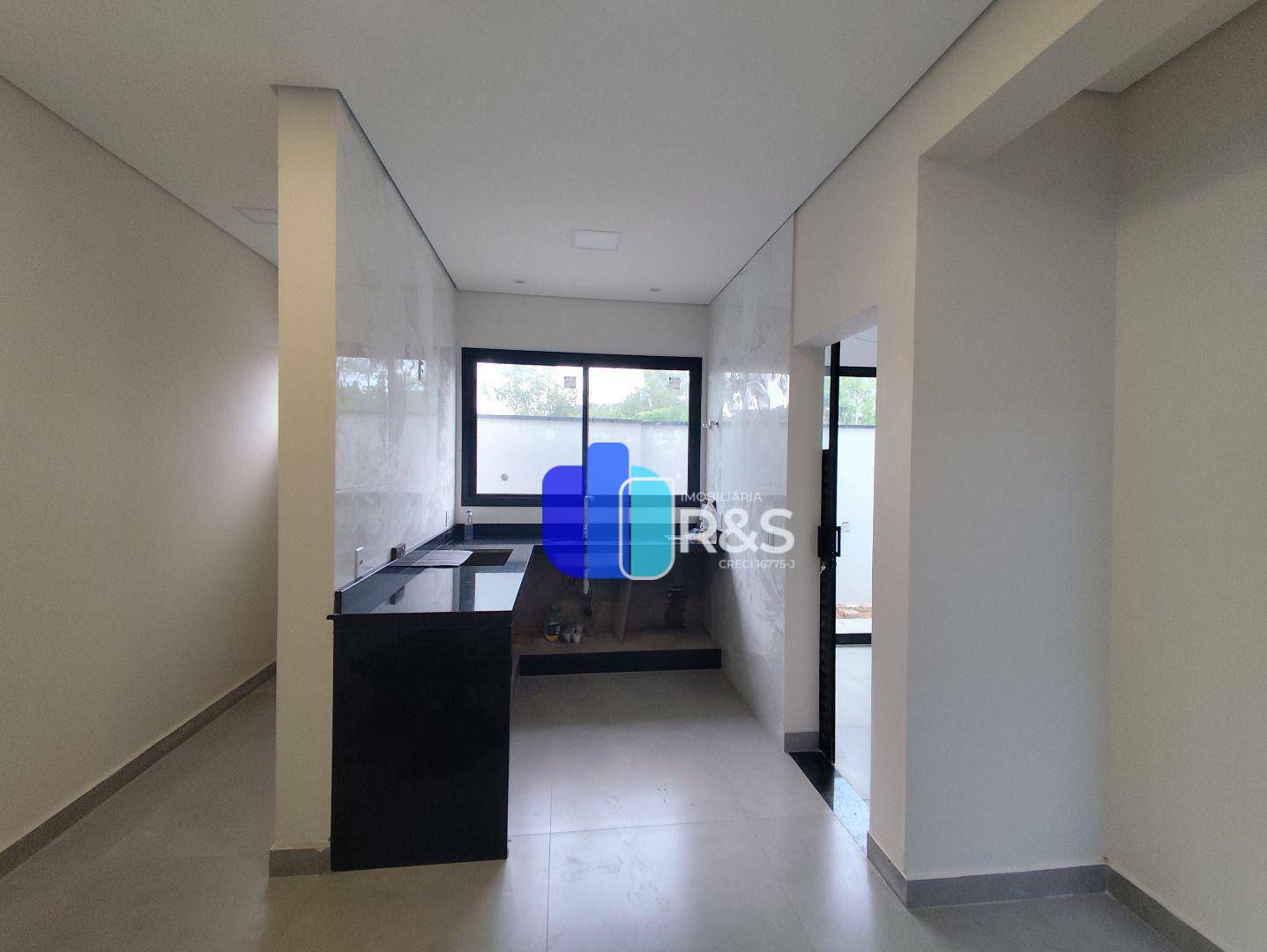 Casa à venda com 3 quartos, 180m² - Foto 7