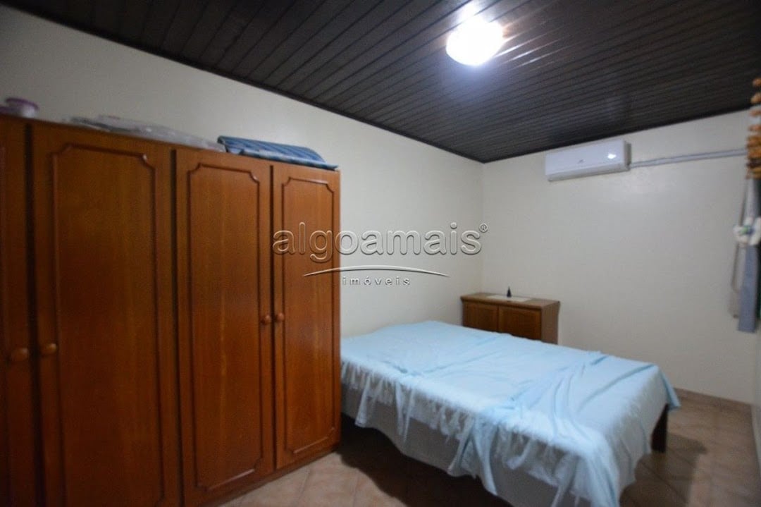 Casa à venda com 3 quartos, 204m² - Foto 15