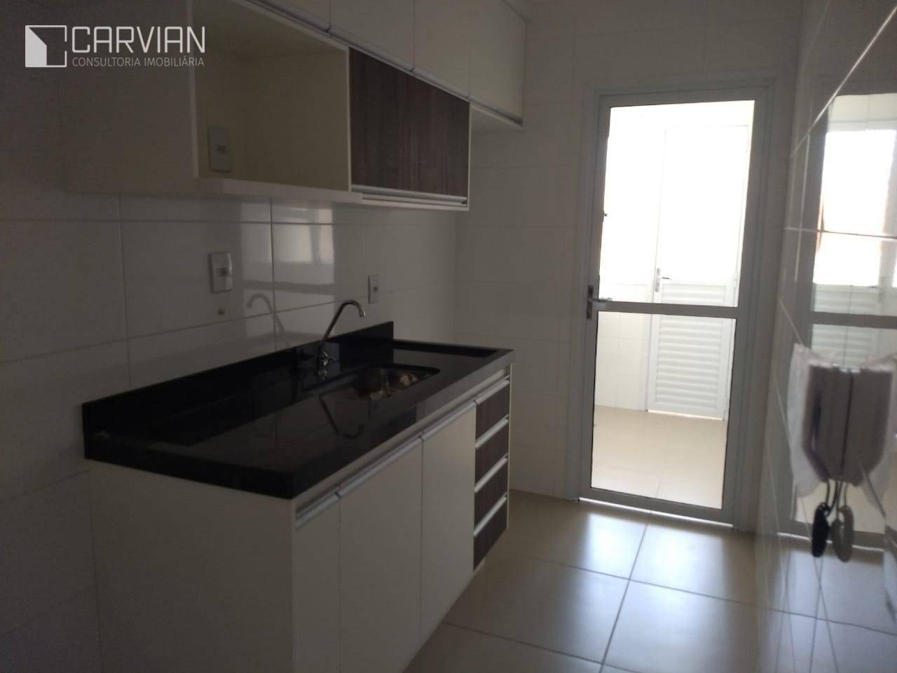 Apartamento à venda com 2 quartos, 85m² - Foto 7