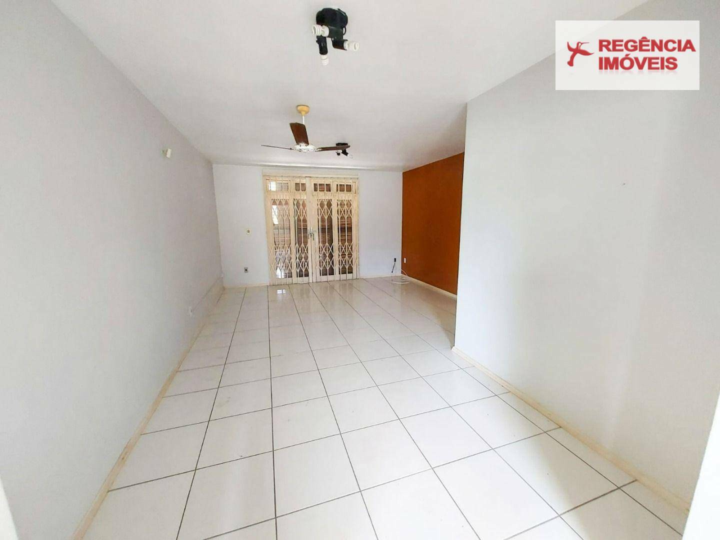 Casa à venda com 3 quartos, 152m² - Foto 14