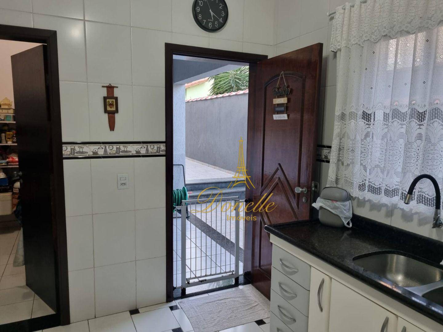 Casa de Condomínio à venda com 3 quartos, 280m² - Foto 19