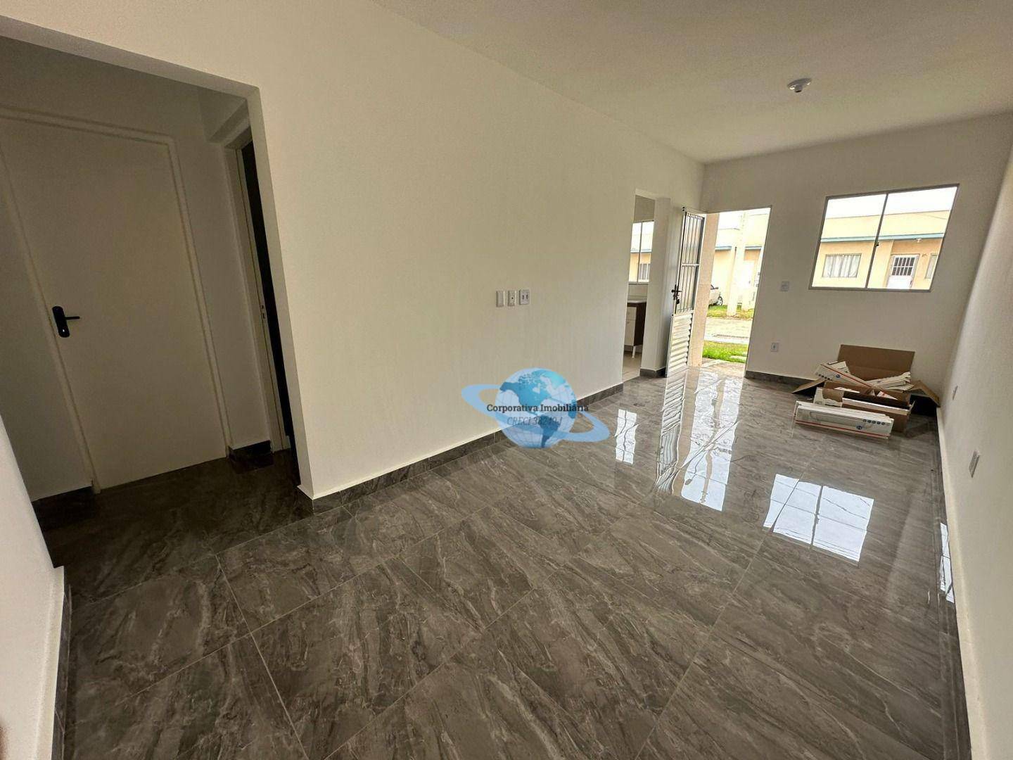 Casa à venda com 2 quartos, 45m² - Foto 3