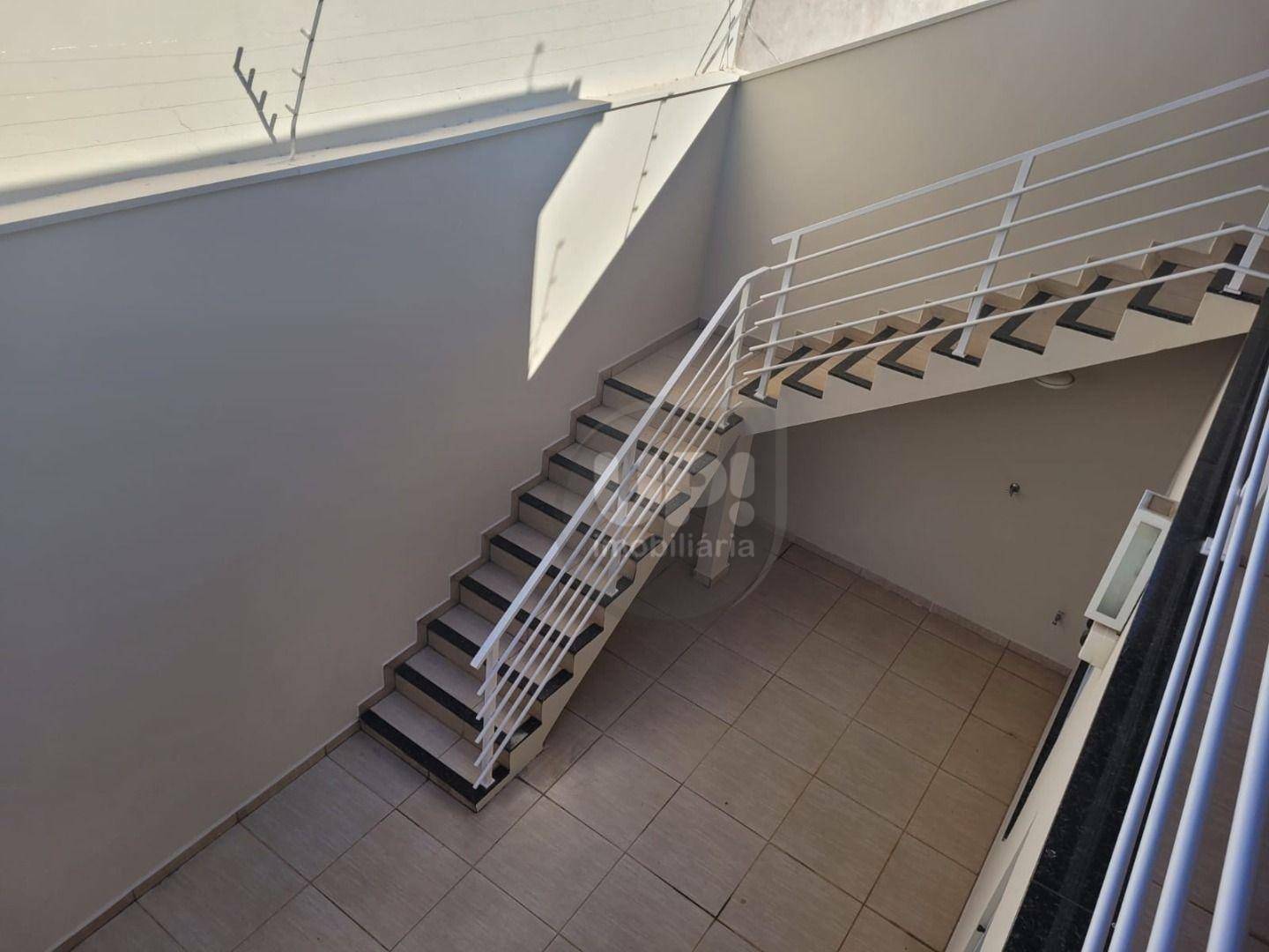 Casa à venda com 3 quartos, 205m² - Foto 35