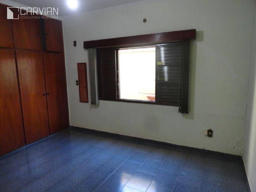 Casa à venda com 4 quartos, 151m² - Foto 14