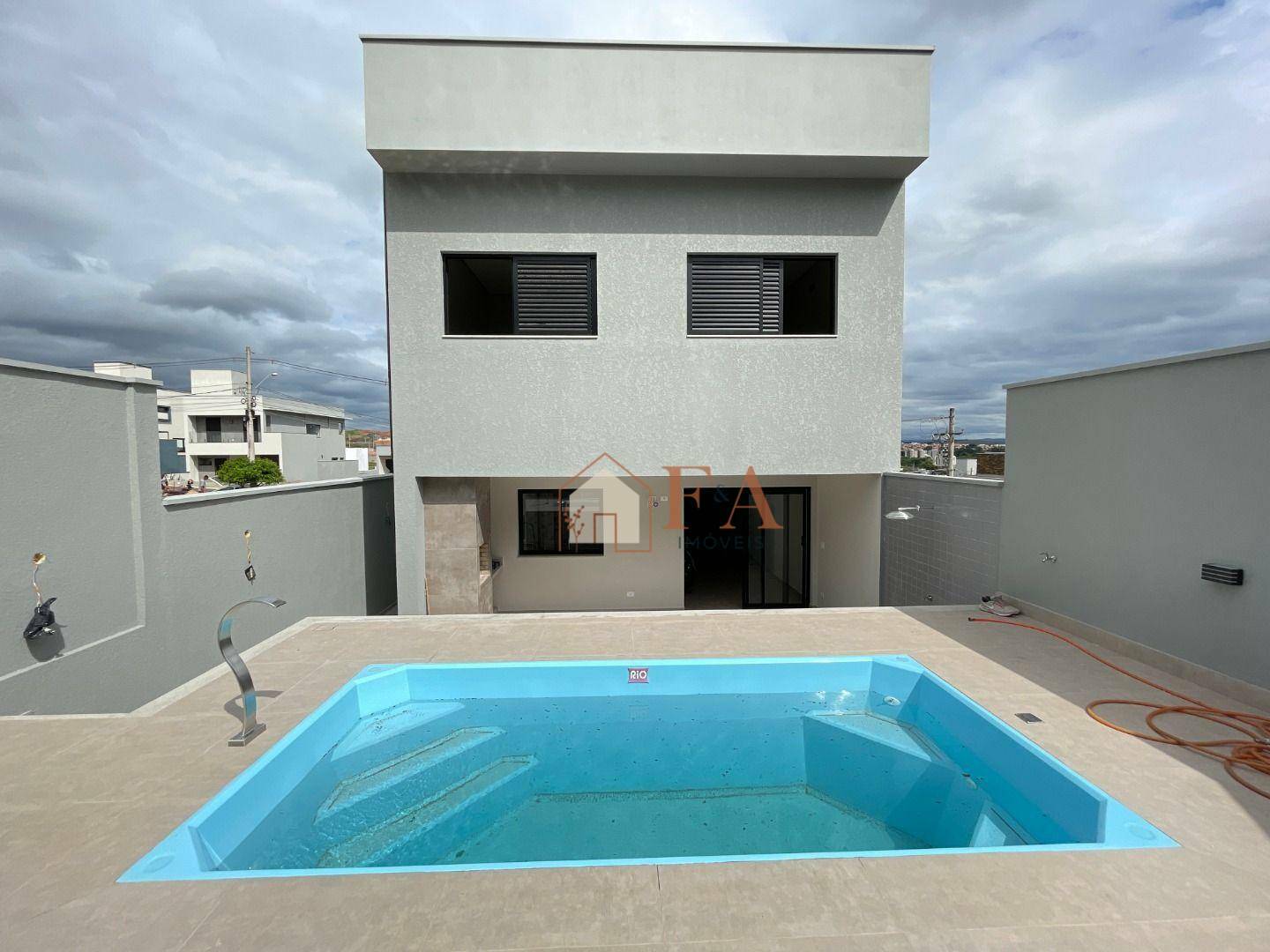 Casa de Condomínio à venda com 3 quartos, 182m² - Foto 10