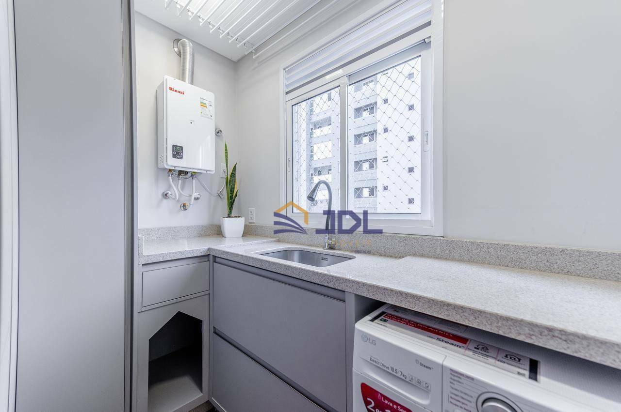 Apartamento à venda com 3 quartos, 111m² - Foto 18