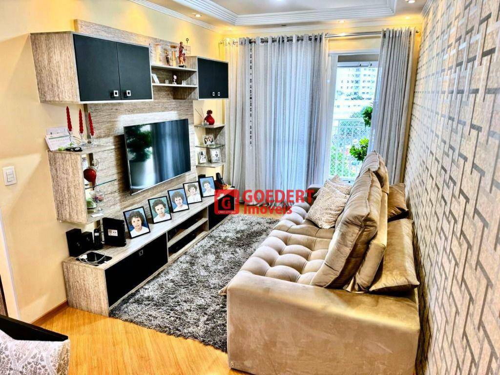 Apartamento à venda com 3 quartos, 77m² - Foto 2