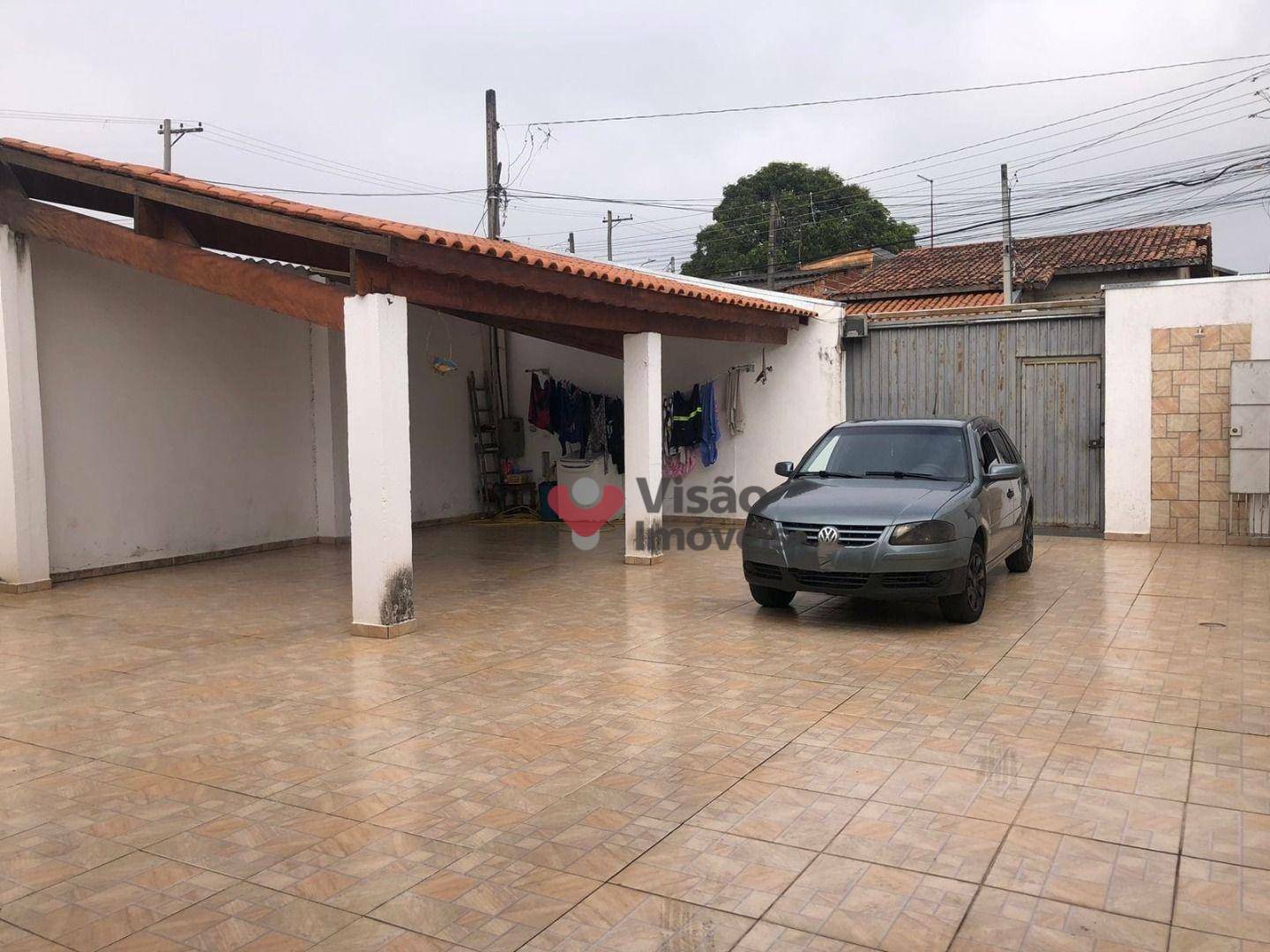 Casa à venda com 2 quartos, 170m² - Foto 2