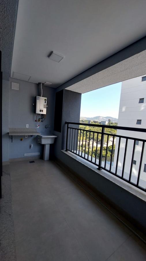 Apartamento à venda com 2 quartos, 69m² - Foto 4