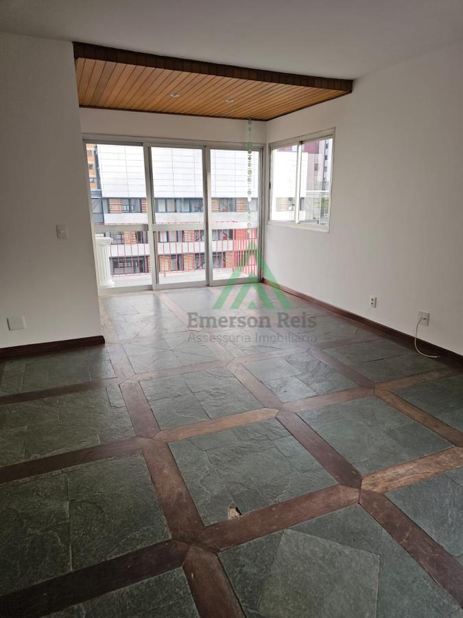 Apartamento à venda com 3 quartos, 81m² - Foto 11