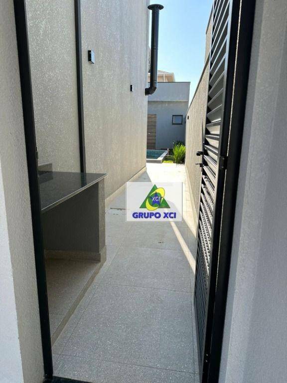 Casa de Condomínio à venda com 3 quartos, 234m² - Foto 21