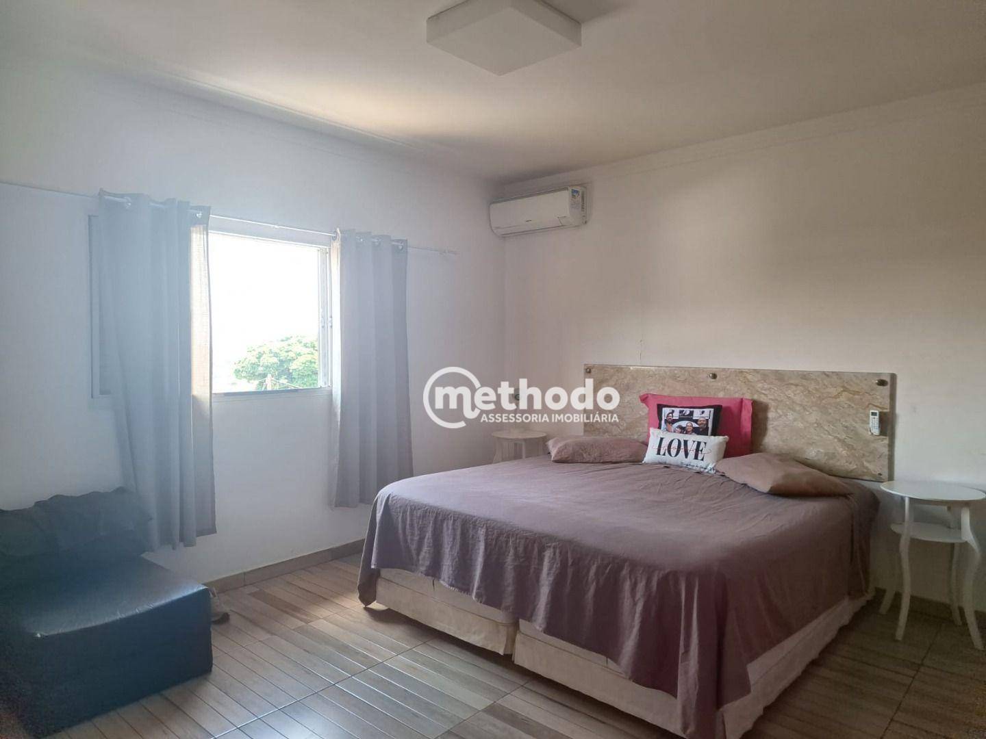 Casa à venda com 3 quartos, 220m² - Foto 6