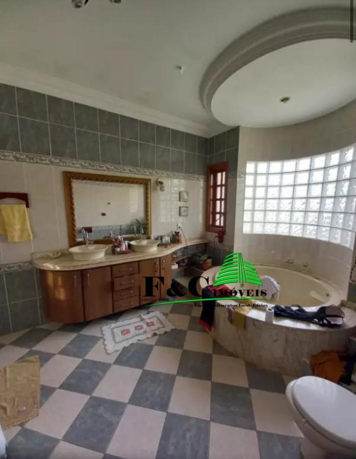 Casa de Condomínio à venda com 3 quartos, 400m² - Foto 6