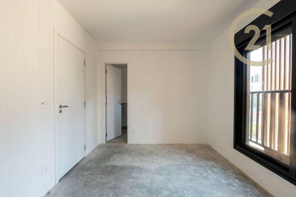 Apartamento à venda com 3 quartos, 189m² - Foto 16