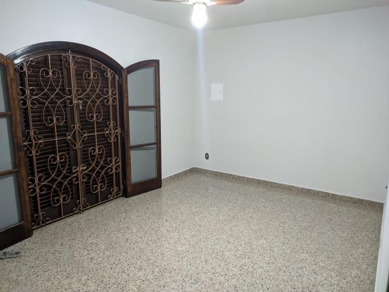 Apartamento à venda com 3 quartos, 74m² - Foto 3