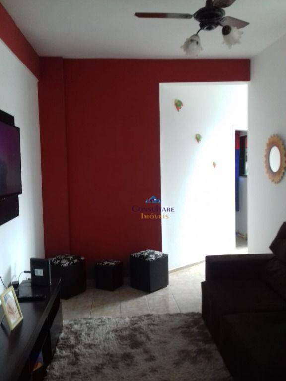 Apartamento à venda com 2 quartos, 70m² - Foto 2