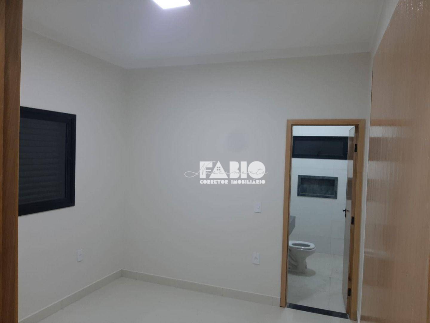 Casa à venda com 2 quartos, 101m² - Foto 6