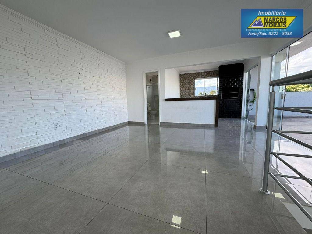 Apartamento à venda e aluguel com 3 quartos, 180m² - Foto 3