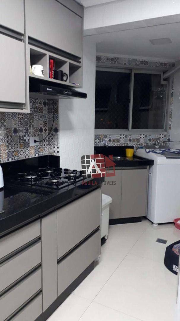 Apartamento à venda com 3 quartos, 77m² - Foto 3