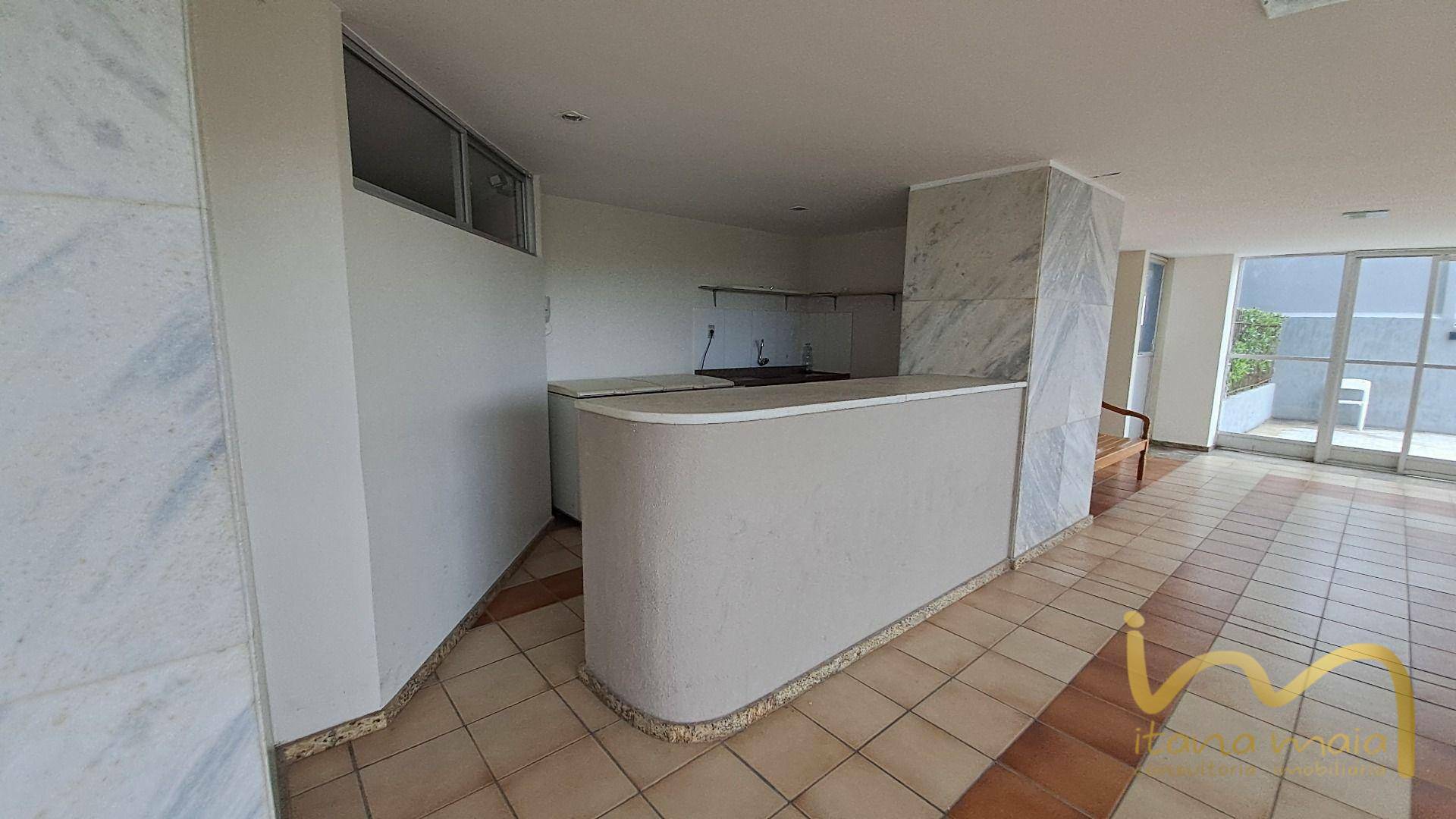 Apartamento à venda com 2 quartos, 67m² - Foto 30