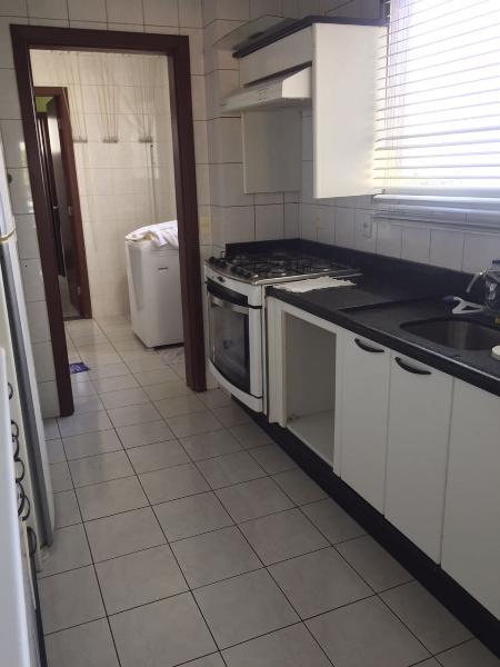 Apartamento à venda com 3 quartos, 139m² - Foto 17