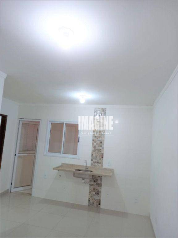 Apartamento para alugar com 2 quartos, 40m² - Foto 5