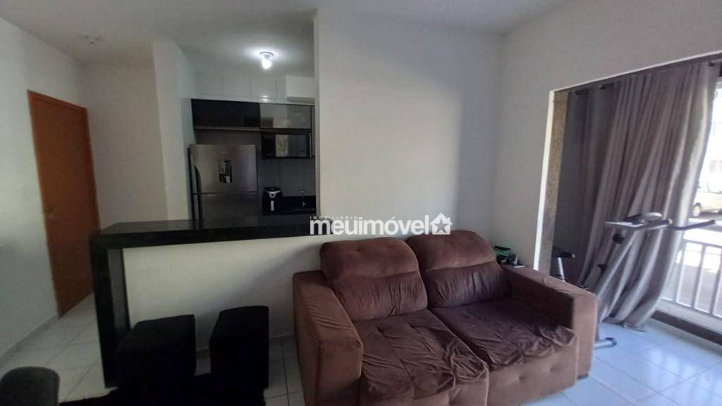 Apartamento à venda com 2 quartos, 57m² - Foto 4