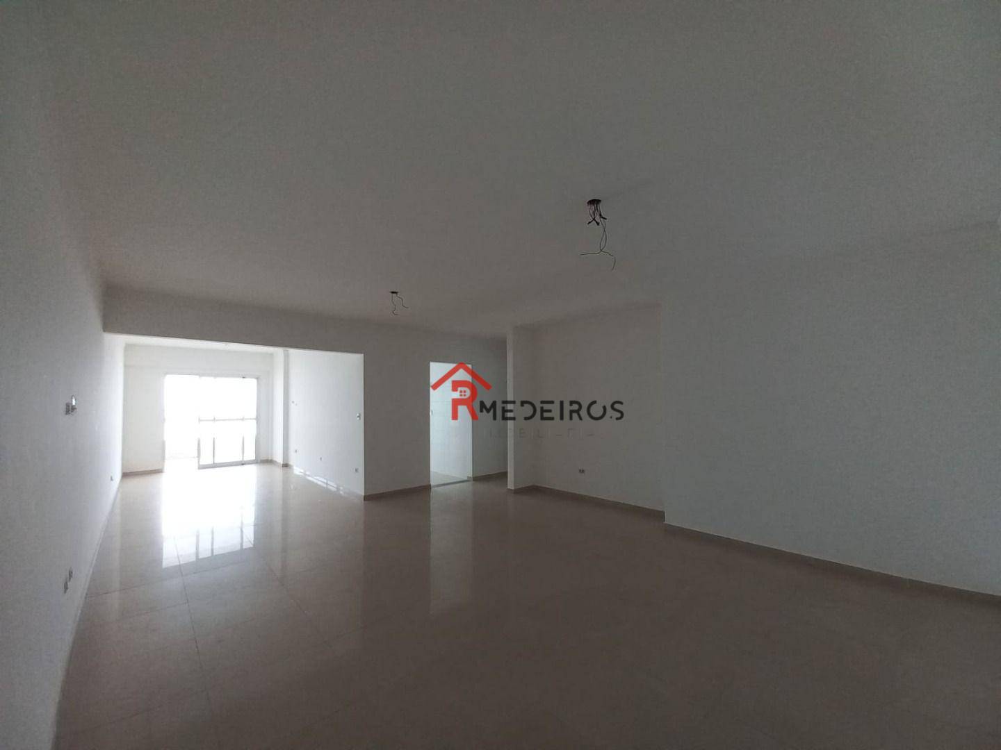 Apartamento à venda com 3 quartos, 172m² - Foto 3