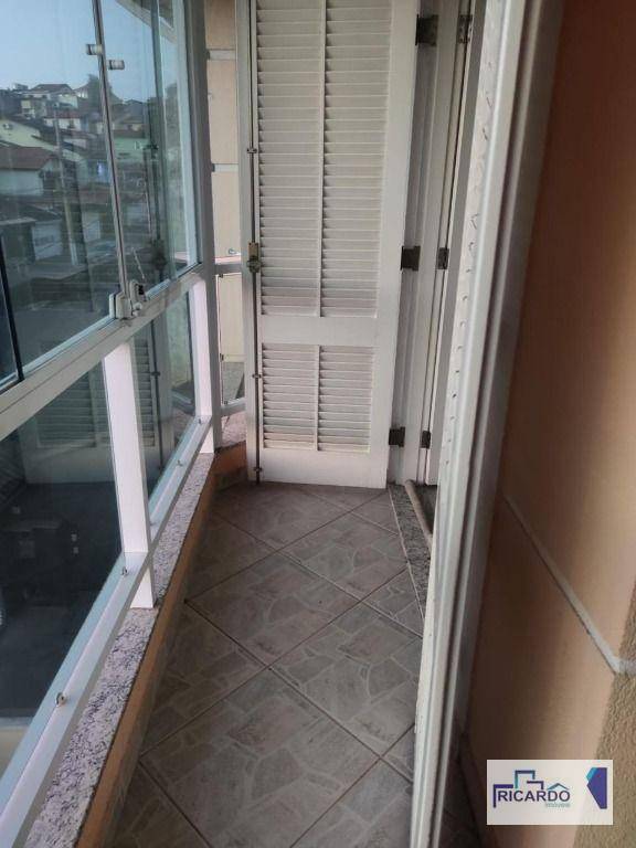 Sobrado à venda com 3 quartos, 182m² - Foto 14