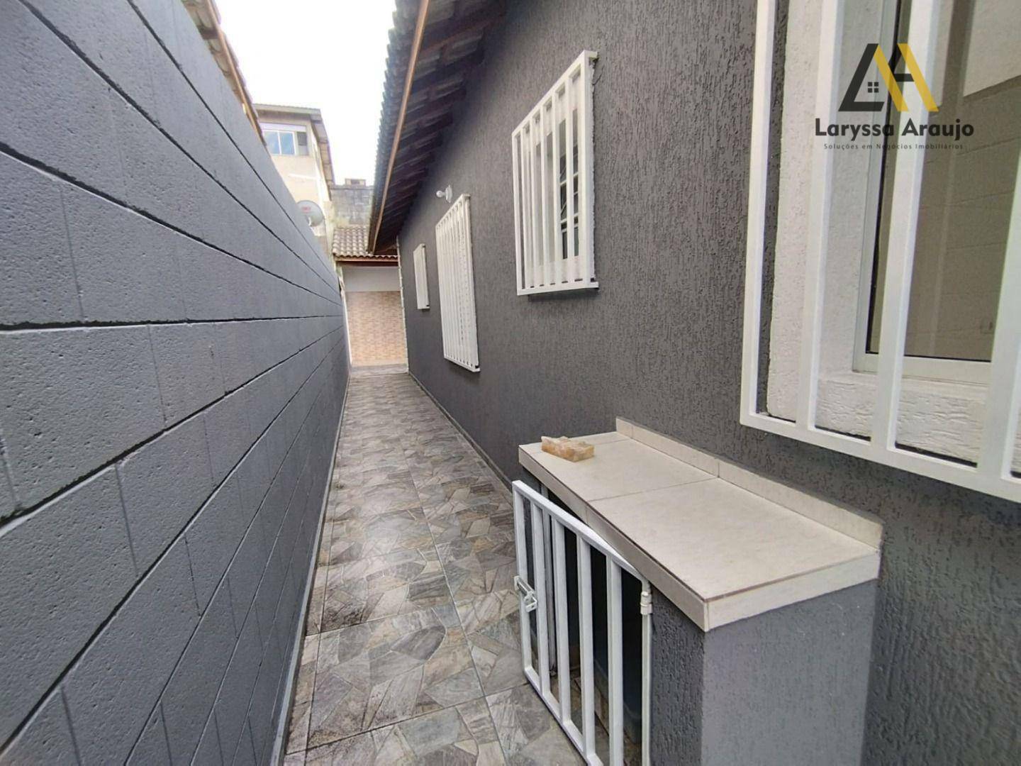 Casa à venda com 2 quartos, 70m² - Foto 7