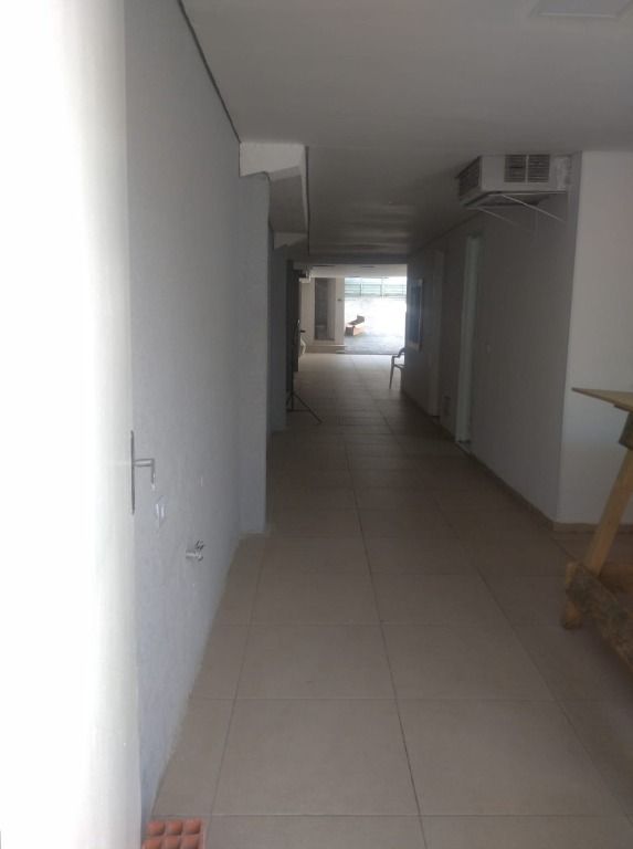 Sobrado à venda com 3 quartos, 400m² - Foto 4