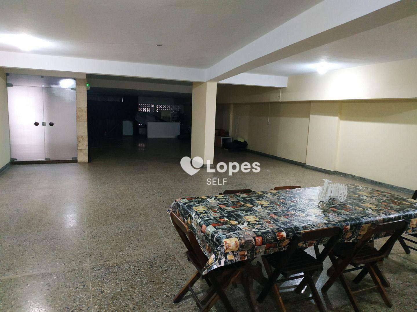 Apartamento à venda com 4 quartos, 150m² - Foto 12