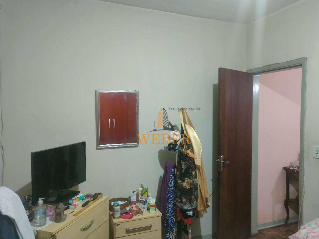 Casa à venda com 4 quartos, 135m² - Foto 15