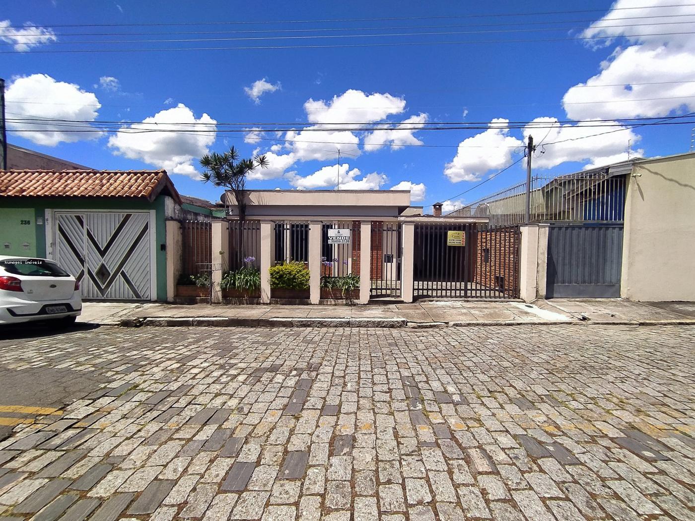 Casa à venda com 3 quartos, 300m² - Foto 26