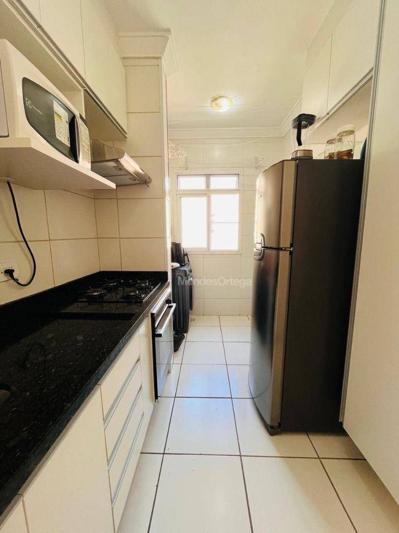 Apartamento à venda com 2 quartos, 49m² - Foto 4