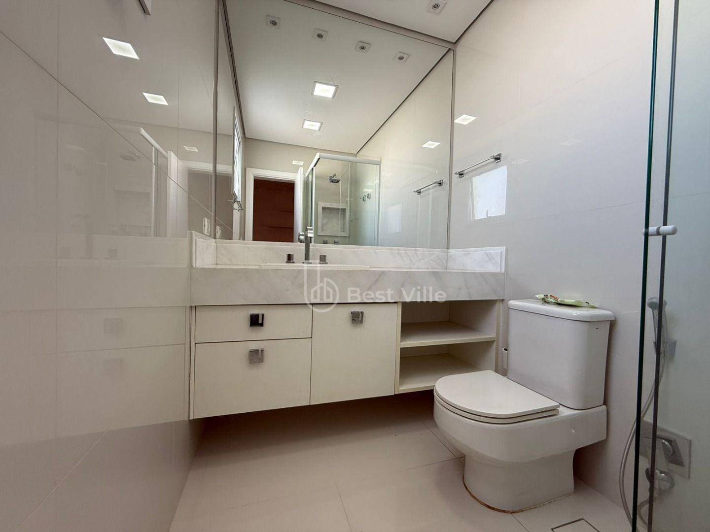 Casa de Condomínio para alugar com 4 quartos, 600m² - Foto 23