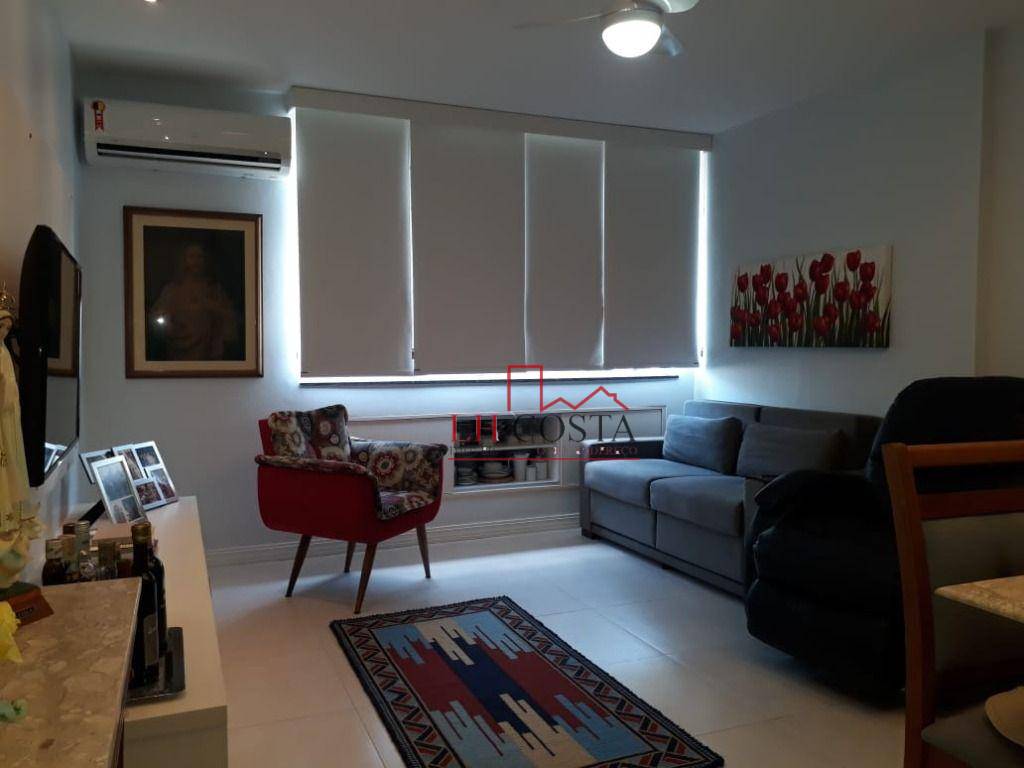 Apartamento à venda com 2 quartos, 75m² - Foto 1