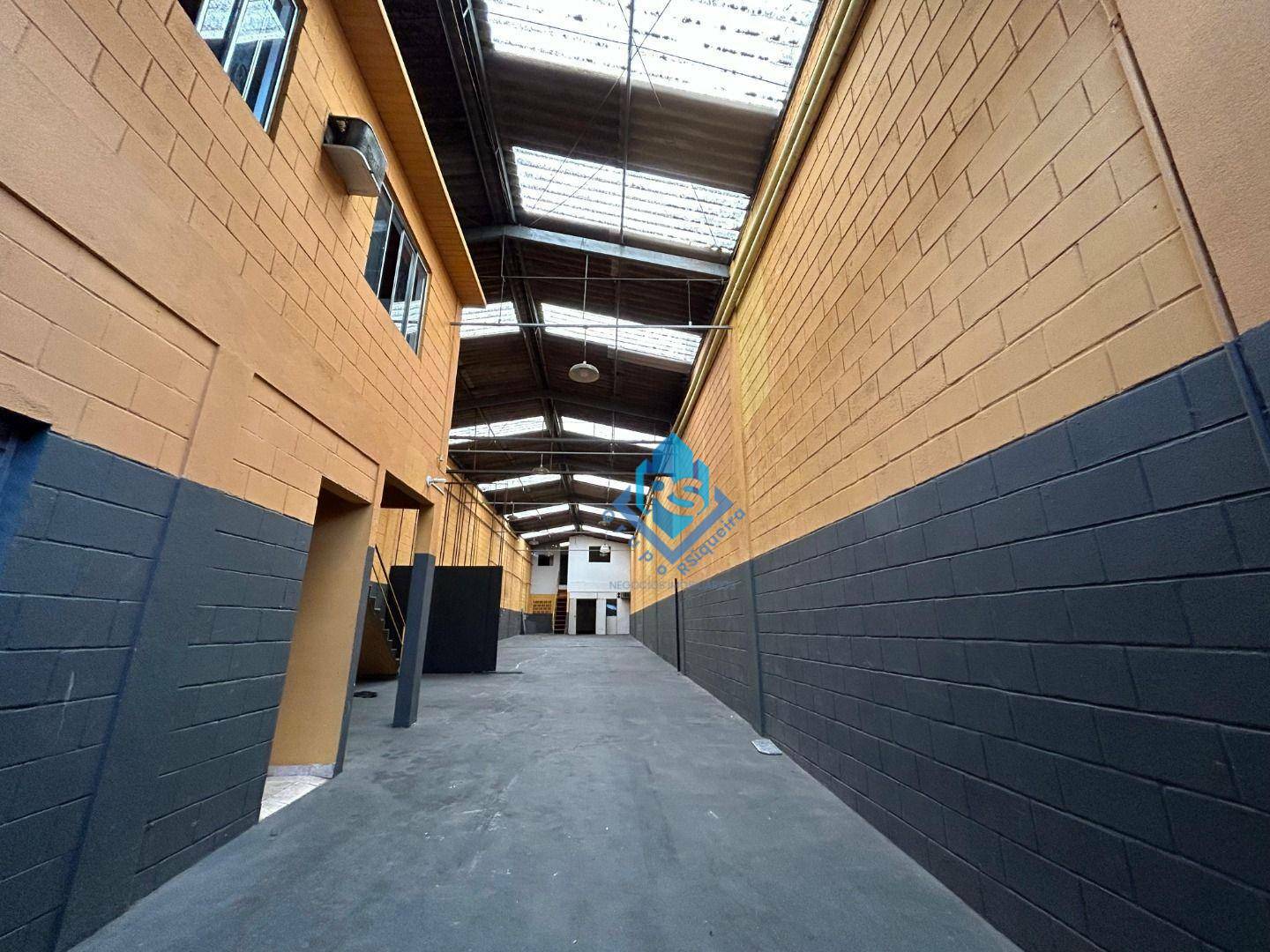 Depósito-Galpão-Armazém para alugar, 540m² - Foto 20