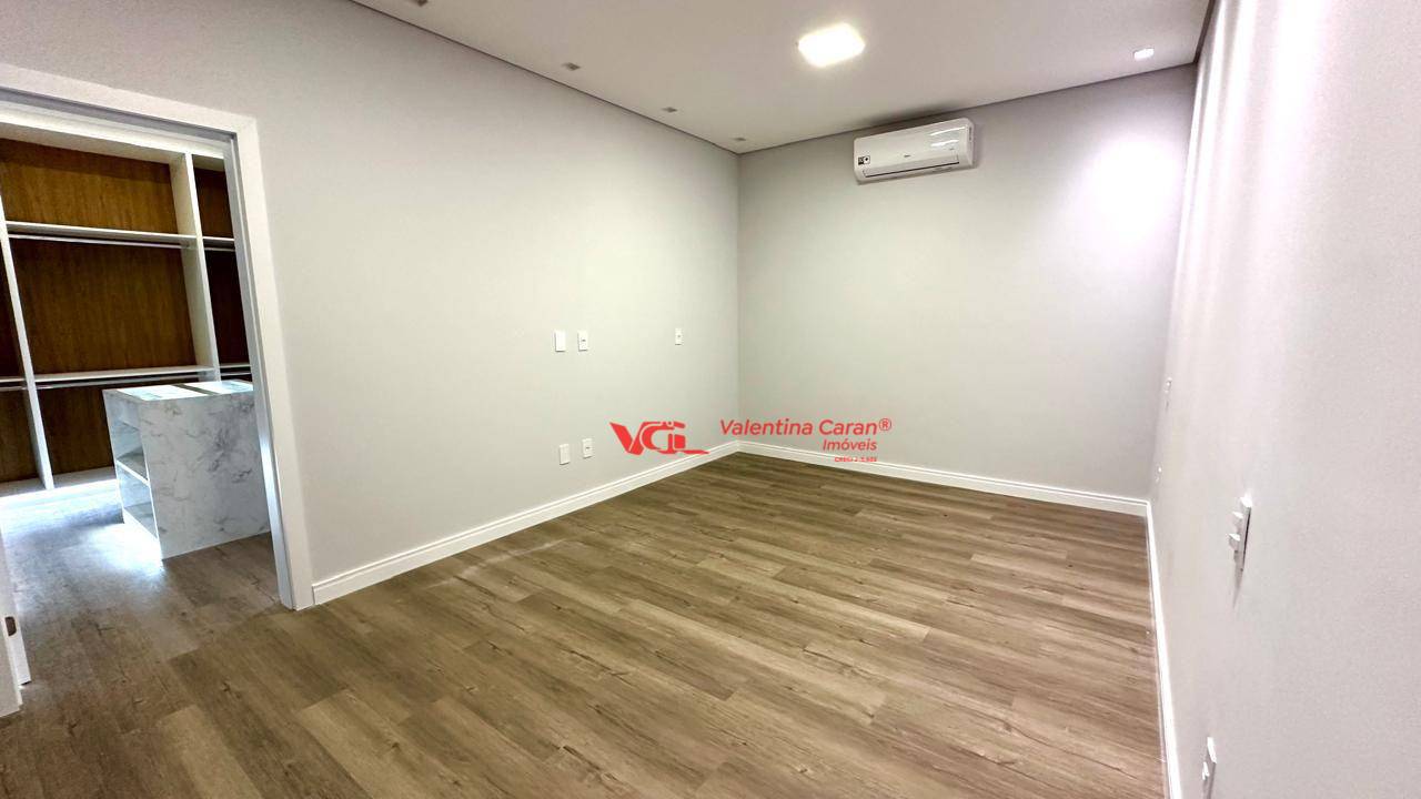 Casa de Condomínio à venda com 3 quartos, 420m² - Foto 27