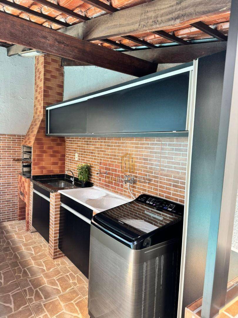 Casa à venda com 3 quartos, 93m² - Foto 4