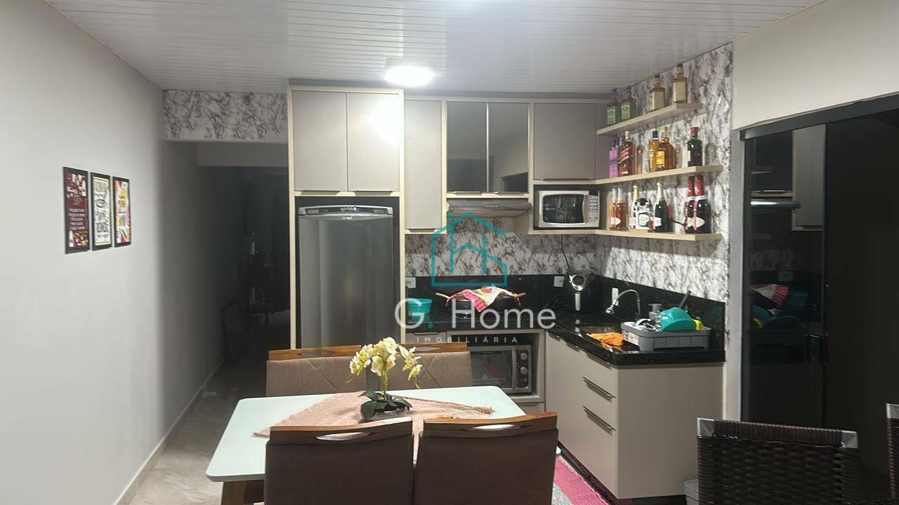 Casa à venda com 2 quartos, 37m² - Foto 3