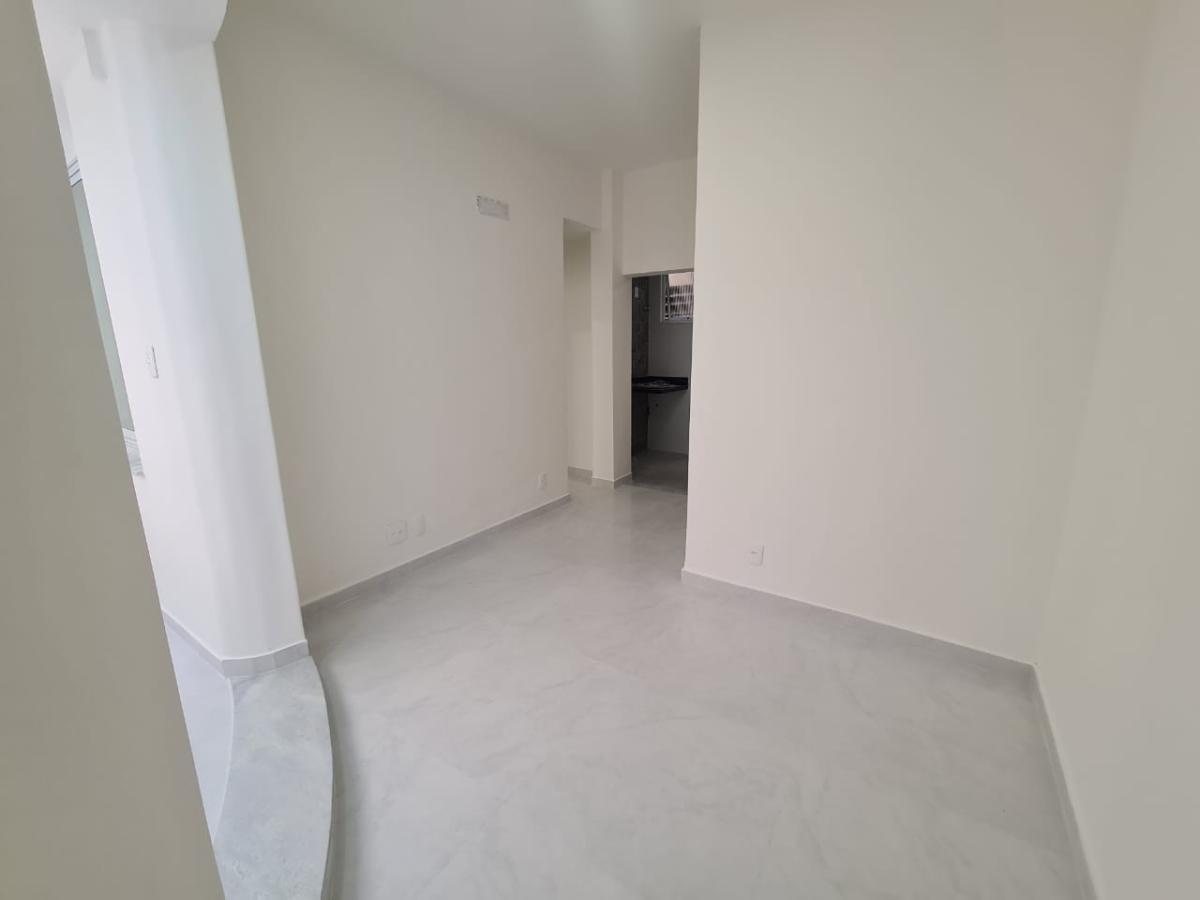 Apartamento à venda com 1 quarto, 40m² - Foto 5