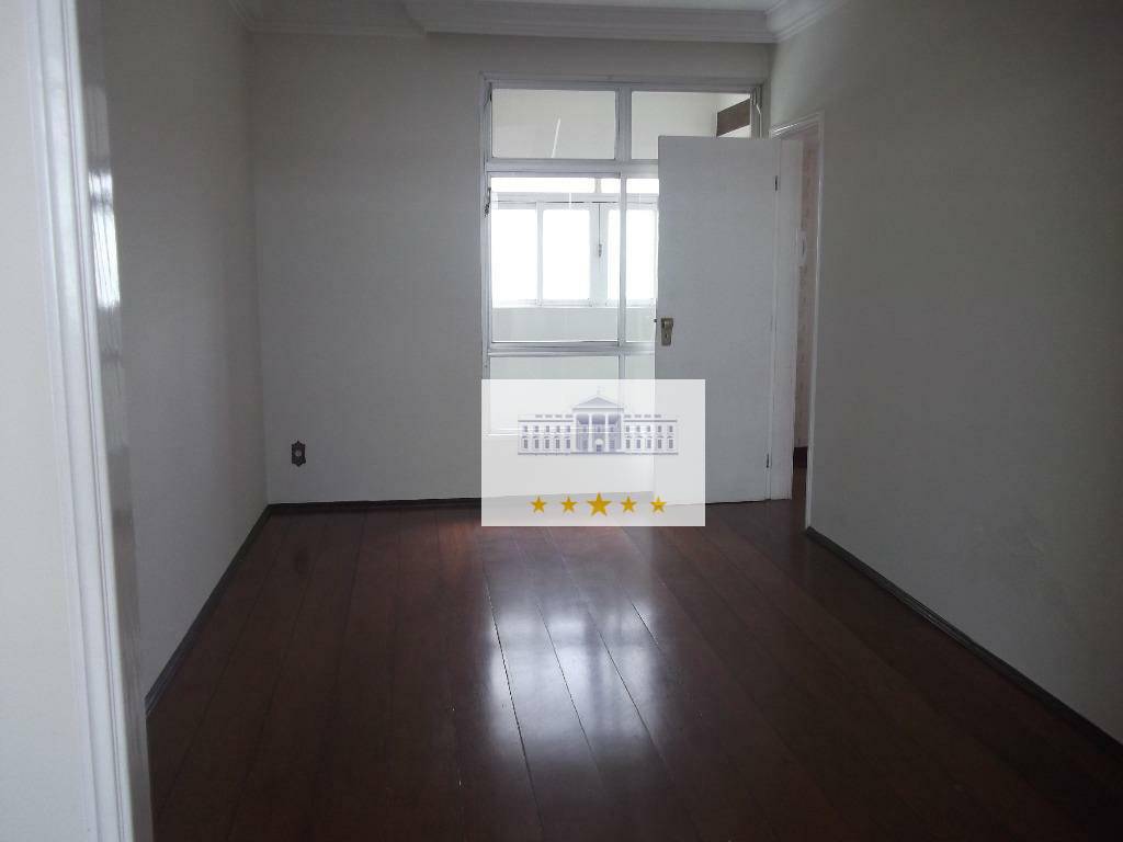 Apartamento à venda com 3 quartos, 238m² - Foto 6