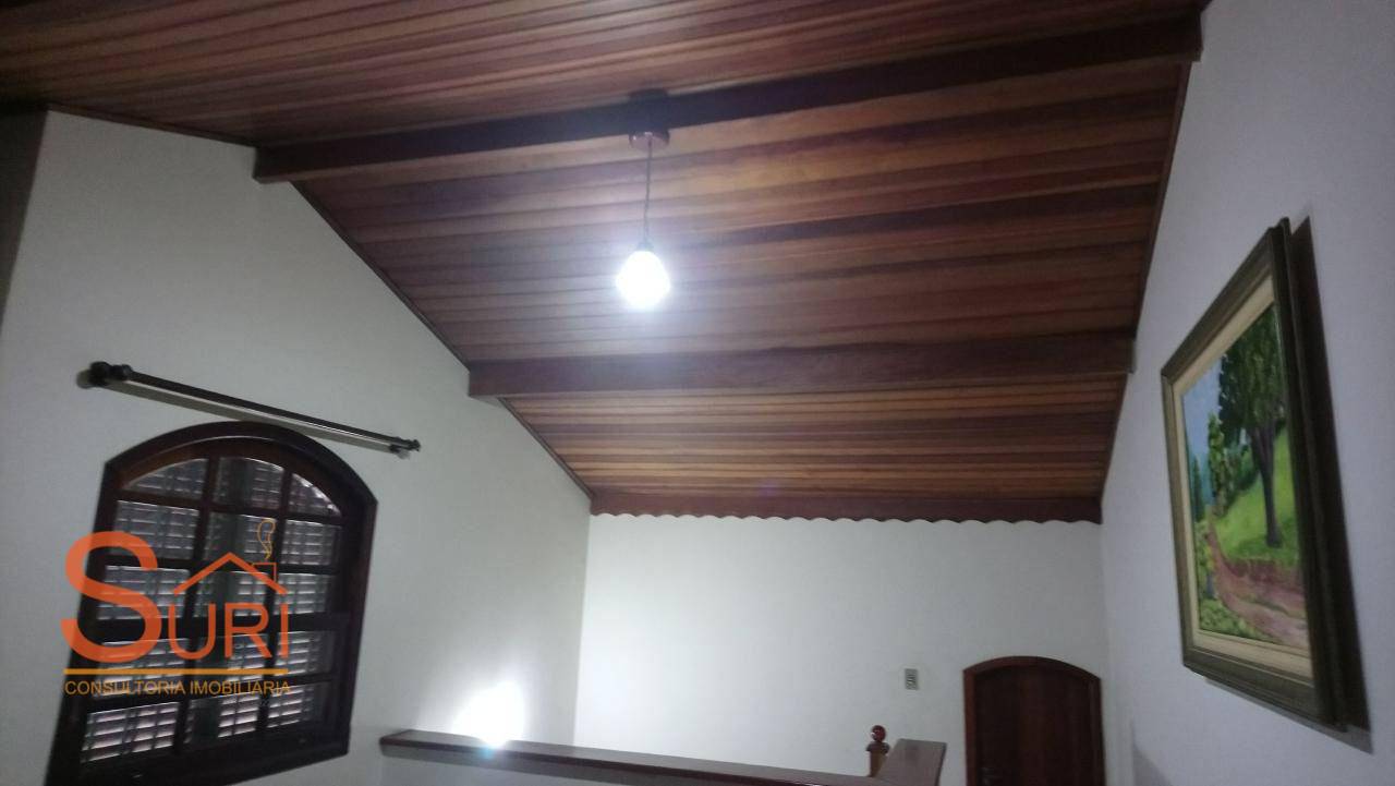 Sobrado à venda com 2 quartos, 231m² - Foto 2