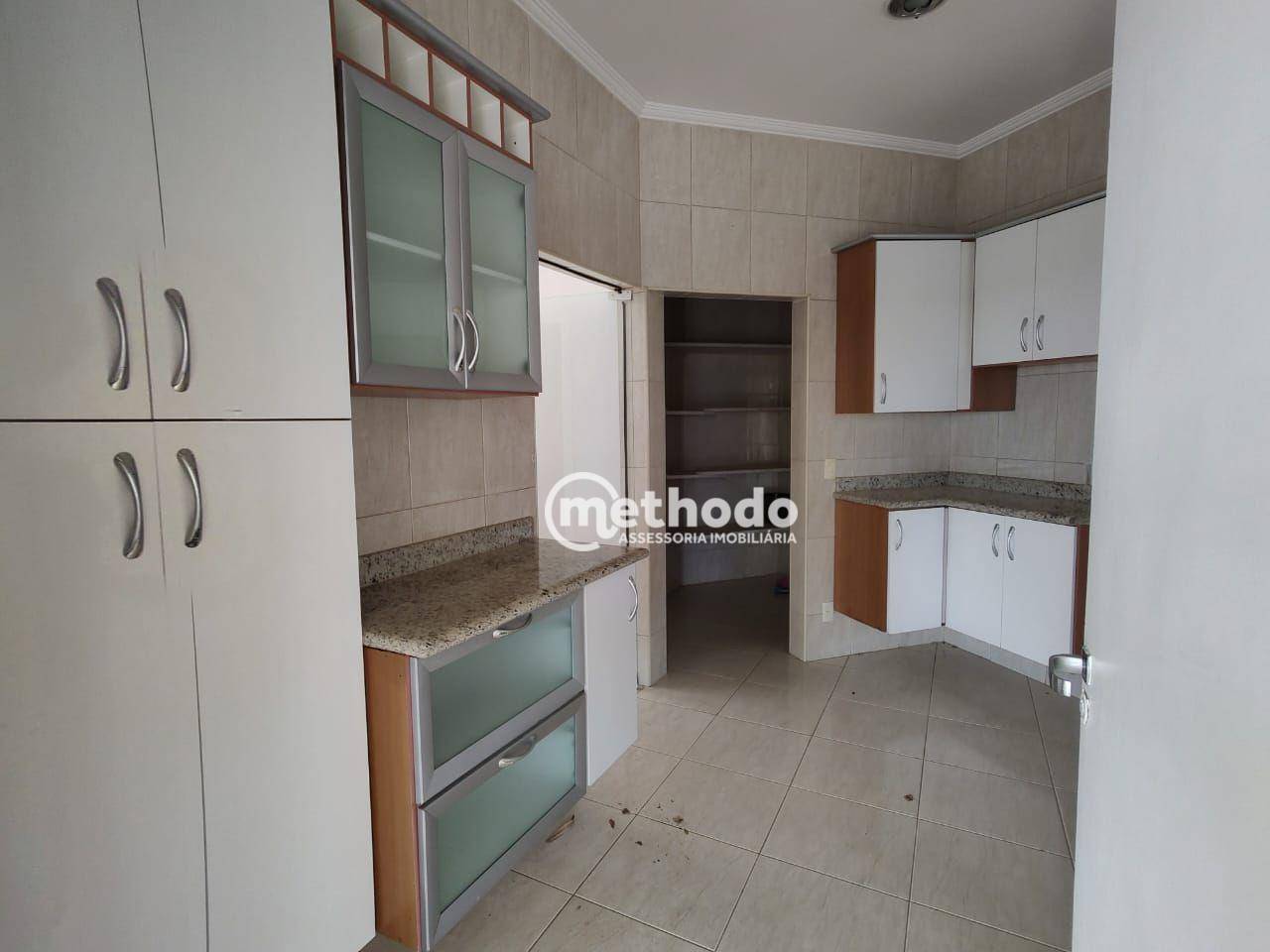 Casa de Condomínio à venda com 3 quartos, 356m² - Foto 34