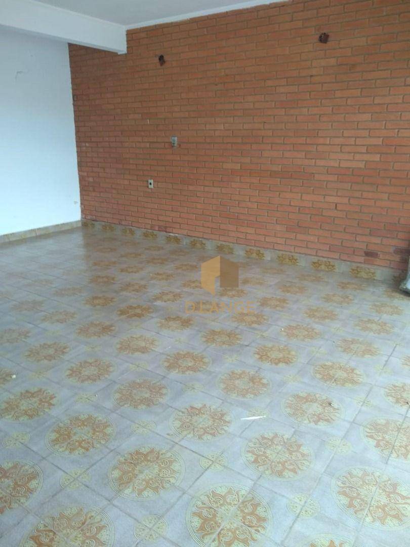 Casa à venda com 3 quartos, 307m² - Foto 2