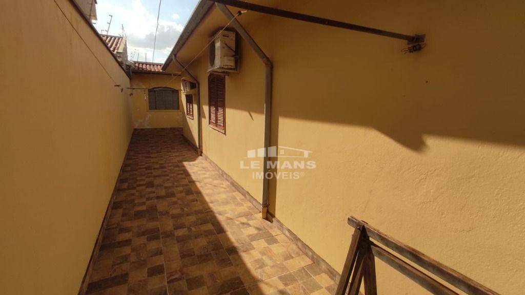 Casa à venda com 4 quartos, 196m² - Foto 34