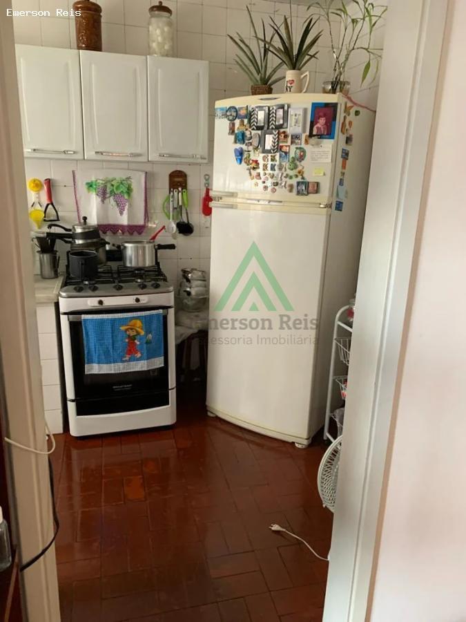 Apartamento à venda com 2 quartos, 61m² - Foto 5