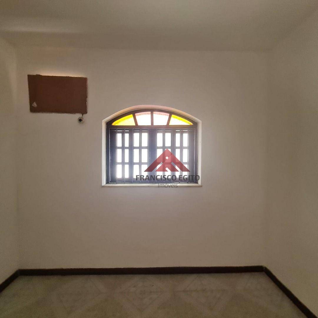 Casa à venda com 2 quartos, 94m² - Foto 6