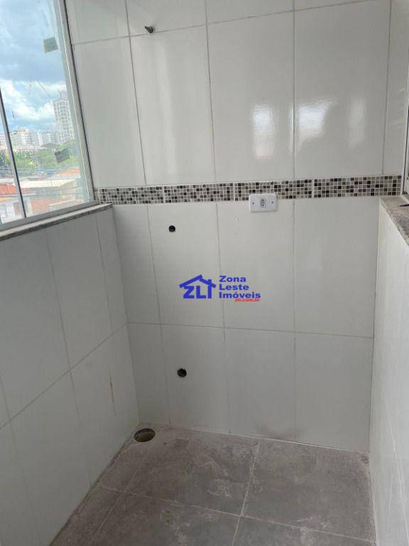 Apartamento à venda com 2 quartos, 40m² - Foto 9